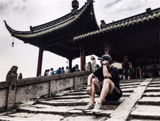 Soul上旅居荷蘭的攝影師，記錄下漢服在異國的驚鴻一瞬