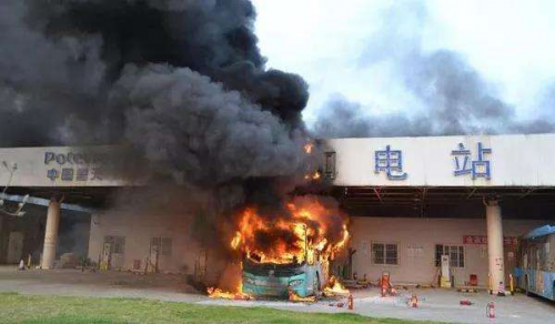 鋰電池起火爆炸成業(yè)界難題？聚吉出擊帶來福音