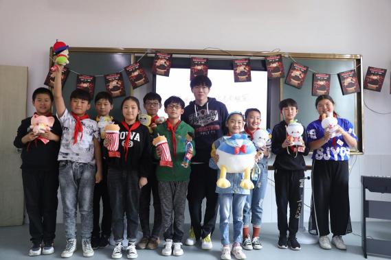 守護(hù)童真音樂夢(mèng)《中國(guó)新說唱》2019 x LLJ夾機(jī)占公益教室落地