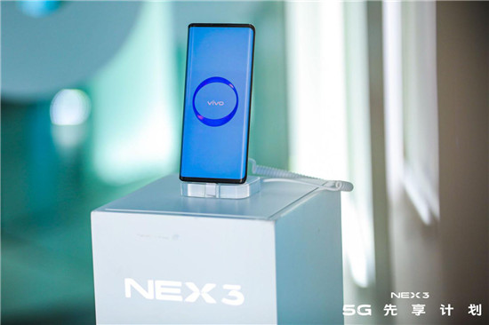 不止超大電池+雙引擎閃充， U3x千元也有驚喜實力