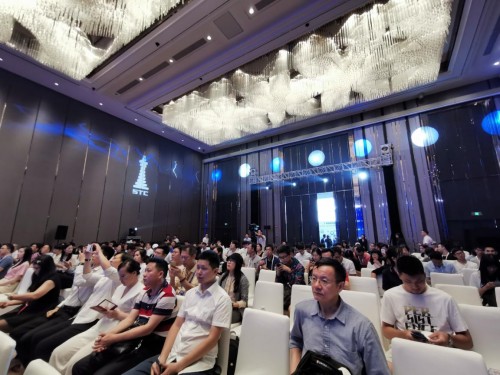睿帆科技對(duì)話2019小蠻腰科技大會(huì)：未來大數(shù)據(jù)行業(yè)的互補(bǔ)生態(tài)