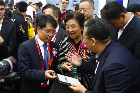 引領(lǐng)智慧教育未來！海爾國(guó)際智慧教育亮相77屆中國(guó)教育裝備展示會(huì)