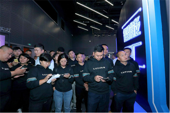 綠源發(fā)布2020電動(dòng)車趨勢(shì)，網(wǎng)友直呼：這才是電動(dòng)車該有的樣子