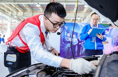 福特汽車在樹(shù)立汽車服務(wù)新典范的道路上不斷前行