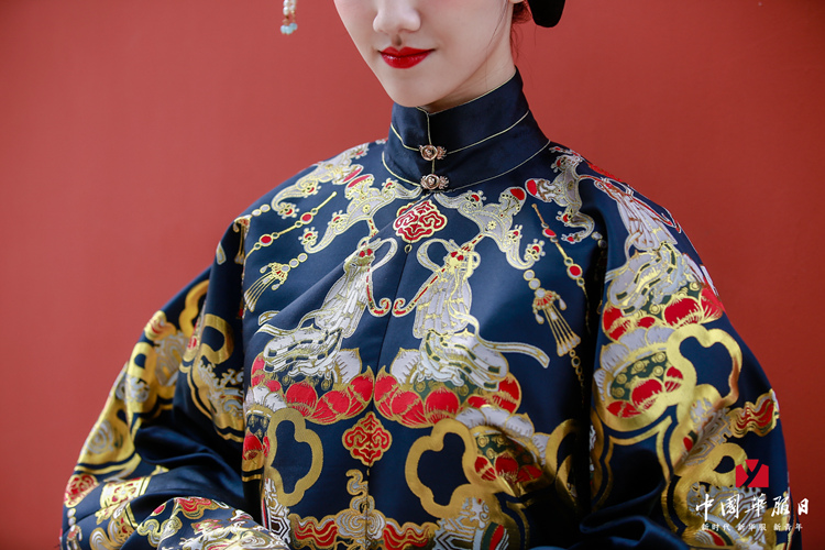 拍立享助陣華服日，畫風(fēng)太美共青團(tuán)中央也打call
