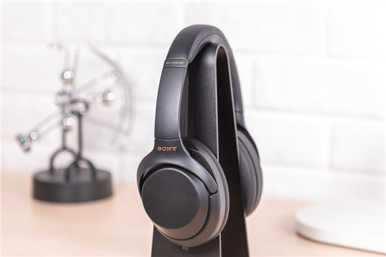 索尼WH-1000XM3、BOSE 700橫評 高人氣無線降噪耳機誰更值？