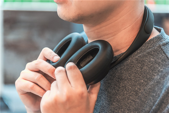 索尼WH-1000XM3、BOSE 700橫評 高人氣無線降噪耳機誰更值？