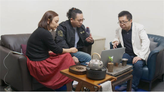 傳統(tǒng)文化結(jié)合人機(jī)互動(dòng)，看國(guó)博韓天衡藝術(shù)展上“萬(wàn)毫齊力”