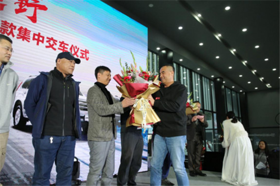 哈弗H9持續(xù)熱銷供不應(yīng)求，集中交車儀式燃爆硬派SUV市場(chǎng)