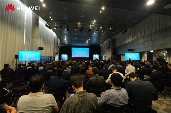 歐洲華為開(kāi)發(fā)者大會(huì)亮相Web Summit 10億美元激勵(lì)全球開(kāi)發(fā)者創(chuàng)新