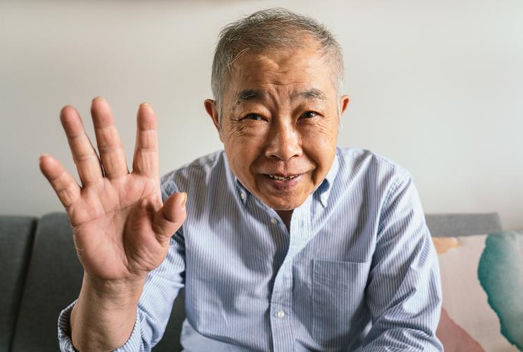 有了天貓精靈CCL僅留老人小孩在家中，我也能安心出門的秘密