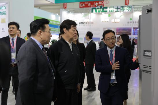 深耕清潔能源19年 四季沐歌亮相住博會構筑美好未來