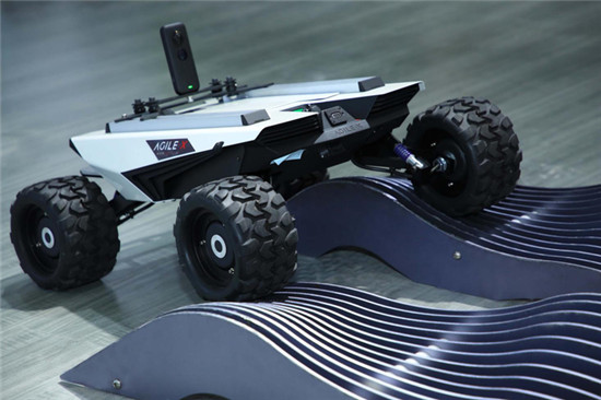 松靈機(jī)器人攜SCOUT MINI亮相高交會(huì)，全方位展示底盤核心技術(shù)