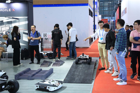 松靈機(jī)器人攜SCOUT MINI亮相高交會(huì)，全方位展示底盤核心技術(shù)