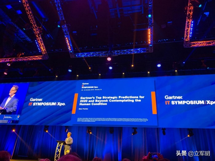 胡立軍：從Gartner IT Symposium，看RPA “一半是海水一半是火焰”