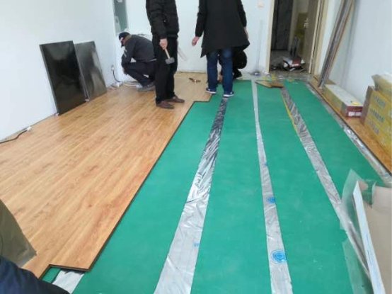 暖季地暖科技新型石墨烯電采暖產(chǎn)品備受好評(píng)助您溫暖過冬
