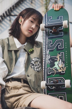 貓王收音機(jī)·潮無線 ONE：為了事業(yè)，他甚至沒上過一天班