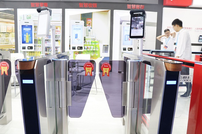 道控人臉識(shí)別速通門等眾多新品，持續(xù)引發(fā)火熱關(guān)注