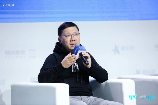 擁抱新技術(shù)，教育更“智慧”：精銳教育創(chuàng)新中聚力前行