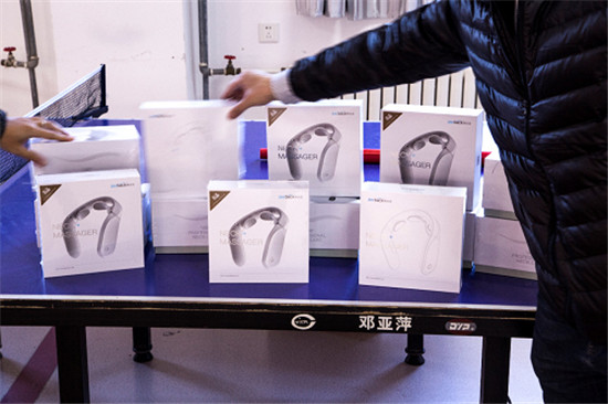 關(guān)注老年健康質(zhì)量，脊安適健康公益行