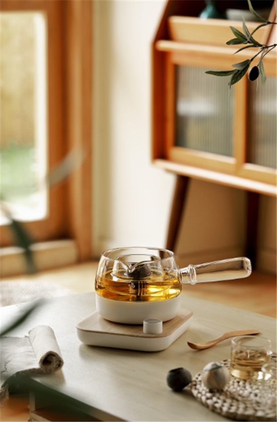想做養(yǎng)顏“花仙子”，就用鳴盞養(yǎng)生煮茶器花式養(yǎng)生