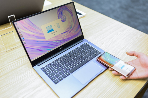多屏協(xié)同讓辦公效率起飛，全新華為MateBook D堪稱年輕潮流之選