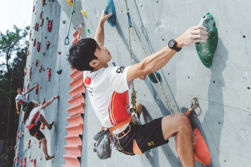 中國國家攀巖隊員獲得奧運(yùn)入場資格，GARMIN佳明傾力贊助