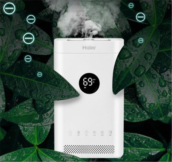 雙12好貨搶先購(gòu) 海爾加濕器成冬日必?cái)　吧衿鳌?/></p><p>冬季干燥問(wèn)題總是帶給我們這樣那樣的尷尬，擁有一臺(tái)好用的加濕器已經(jīng)刻不容緩。海爾加濕器外觀簡(jiǎn)約精致，加濕技術(shù)更是一流，讓你盡情享受高科技帶來(lái)的滋潤(rùn)生活。雙12馬上到了，你不準(zhǔn)備囤一臺(tái)嗎?</p>              	<p style=