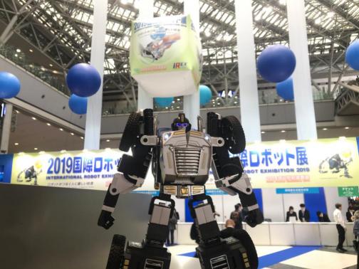 日本國際機(jī)器人展首現(xiàn)智能變形機(jī)器人，樂森機(jī)器人正式登陸日本市場