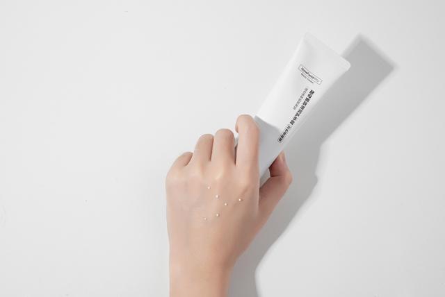 自帶高級感調(diào)香 HomeFacialPro保濕柔嫩系列護手霜暖冬上市