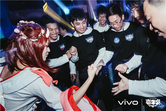 vivo游戲嘉年華廣州站收官：花樣寵粉，游戲服務(wù)深入玩家