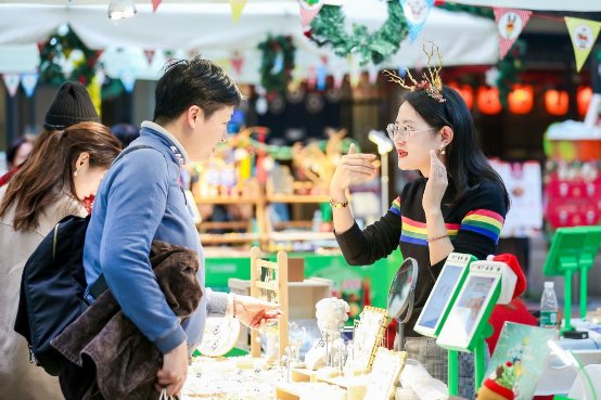 刷臉支付賦能零售商家，織點智能圣誕集市亮相廣州