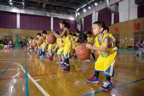 給孩子更多選擇機(jī)會(huì)，動(dòng)因體育開啟跨品類轉(zhuǎn)課功能