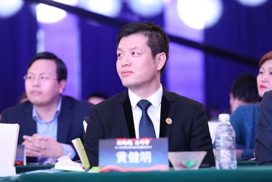 頂呱呱集團(tuán)董事長(zhǎng)黃建明：踐行行業(yè)誠(chéng)信 遵守誠(chéng)信公約