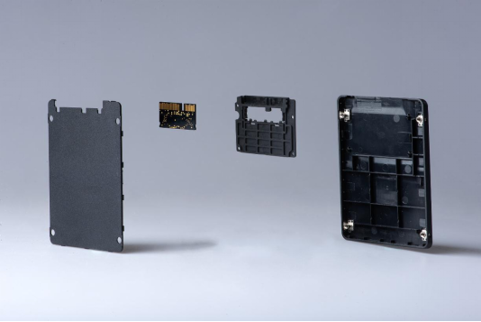 固態(tài)硬盤還能這么玩？江波龍Mini SDP突破行業(yè)想象！