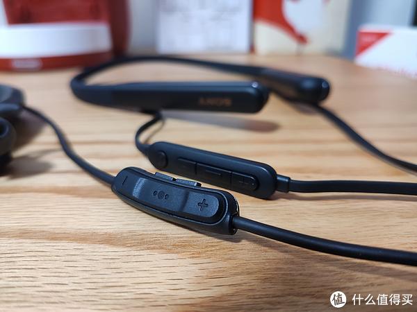 頸掛降噪，新歡還是舊愛(ài)？索尼WI-1000 XM2對(duì)決BOSE QC30