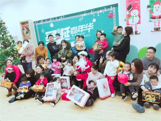 為何要陪孩子過(guò)節(jié)日？芭迪熊親幼館告訴你最充足的理由！