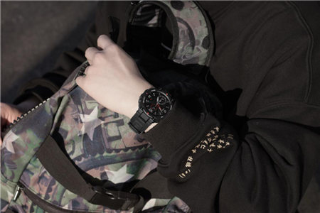 華米科技戶外智能手表Amazfit T-Rex評測：12項軍規(guī)認(rèn)證硬核性能加持