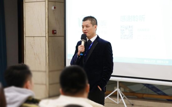 頂呱呱集團千人宣誓：用NPS更好賦能客戶滿意度