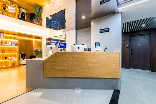 英卓未來公寓旗艦店開業(yè)，賦能智慧酒店新業(yè)態(tài)