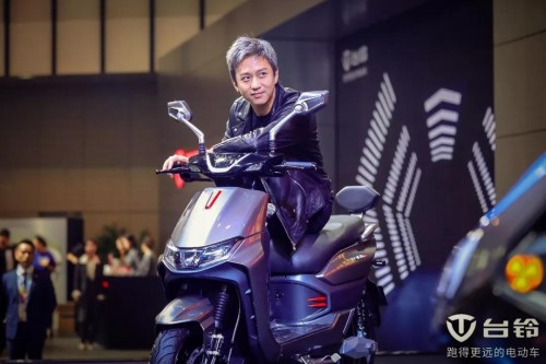 電動車什么牌子的好？這款超級產品鄧超、賈乃亮同時種草
