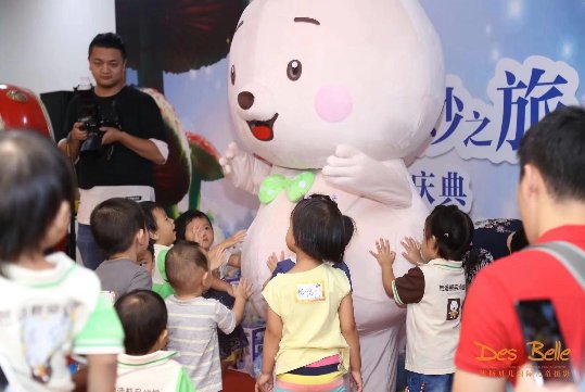 孩子鬧脾氣時安慰不起作用？芭迪熊親幼館給出的這幾條策略你要知道！