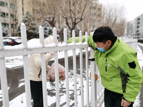 美菜：飄雪北京，給您送菜