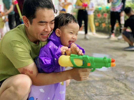 芭迪熊親幼館：這三件事媽媽要放手，讓爸爸來做