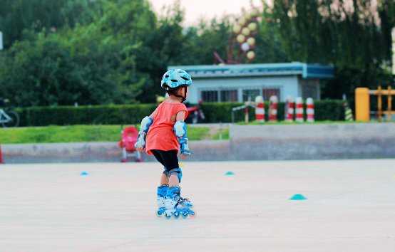 芭迪熊親幼館：把握孩子運(yùn)動(dòng)敏感期，我們需要這樣做！