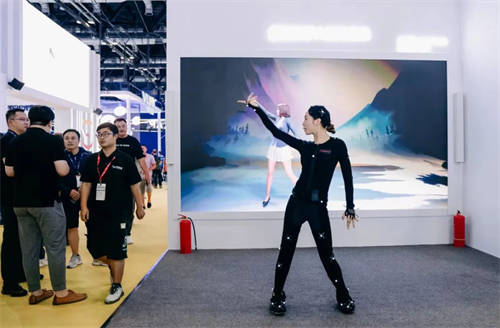 “AI+智能顯示”引領未來 利亞德新品InfoComm展大放異彩