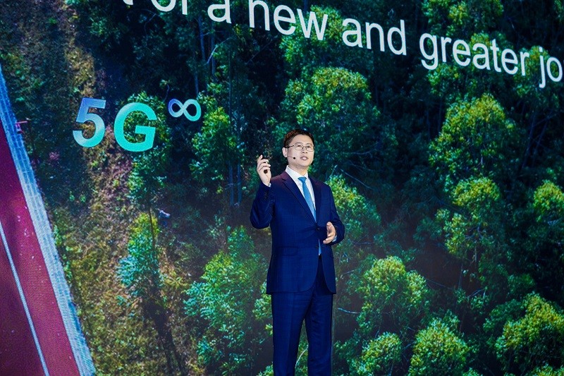 華為李鵬：加速5G商業(yè)正循環(huán)，擁抱更繁榮的5.5G（5G-A）