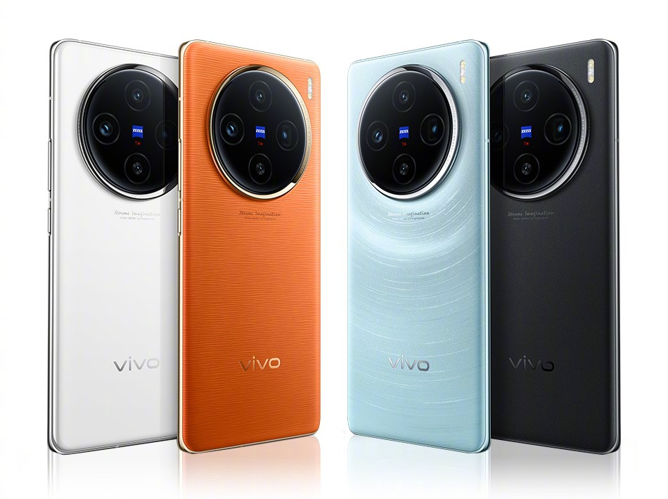 3999元起，到迪信通預(yù)訂vivo X100系列，享贈無線耳機等多重權(quán)益！