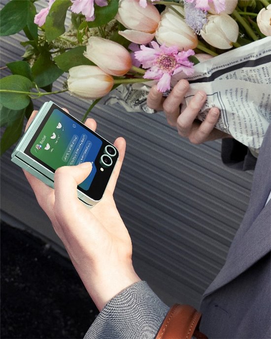 折疊屏融合AI，三星Galaxy Z Flip6引領(lǐng)細(xì)分市場發(fā)展