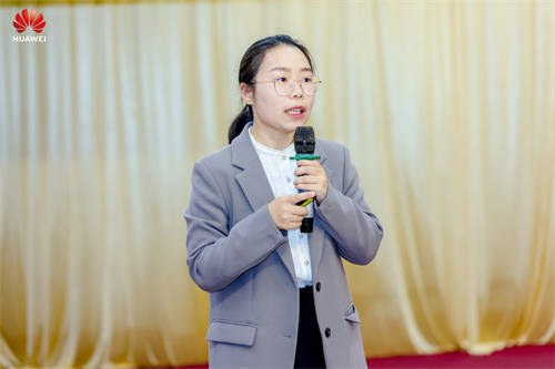 共攀技術(shù)高峰 共建高校生態(tài)，華為云HCSD校園沙龍走進(jìn)海南職業(yè)技術(shù)學(xué)院